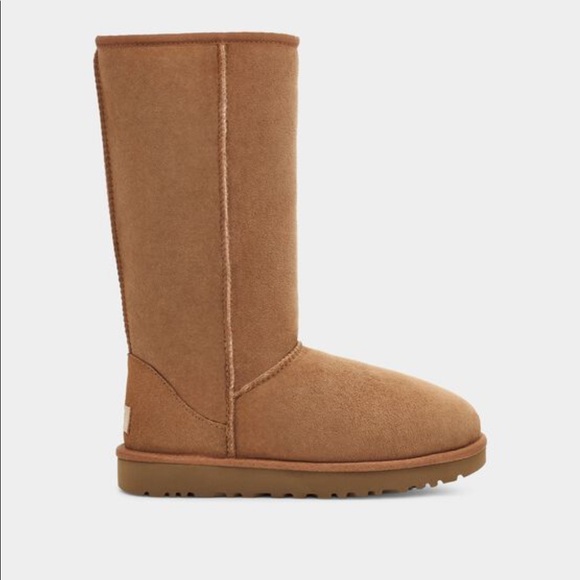 UGG Classic Tall II Boots in Chesnut - Picture 4 of 12